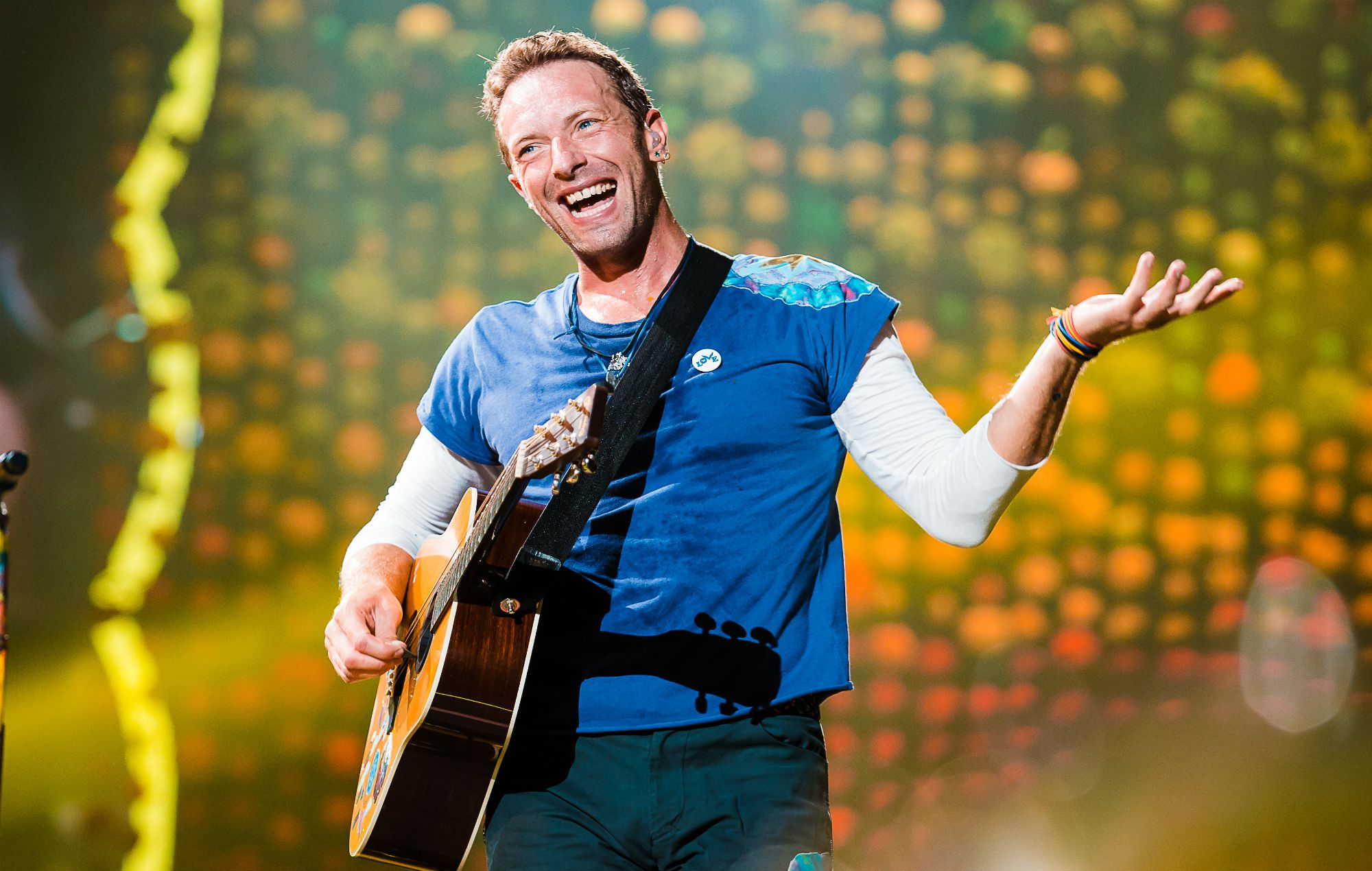 COLDPLAY CONFIRMA SU NUEVO ESTRENO - LAS ROSAS