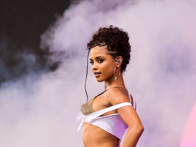 INDIO, CALIFORNIA - APRIL 11: (FOR EDITORIAL USE ONLY) Tyla performs at the Outdoor Theatre during the 2025 Coachella Valley Music and Arts Festival at Empire Polo Club on April 11, 2025 in Indio, California. (Photo by Emma McIntyre/Getty Images for Coachella)