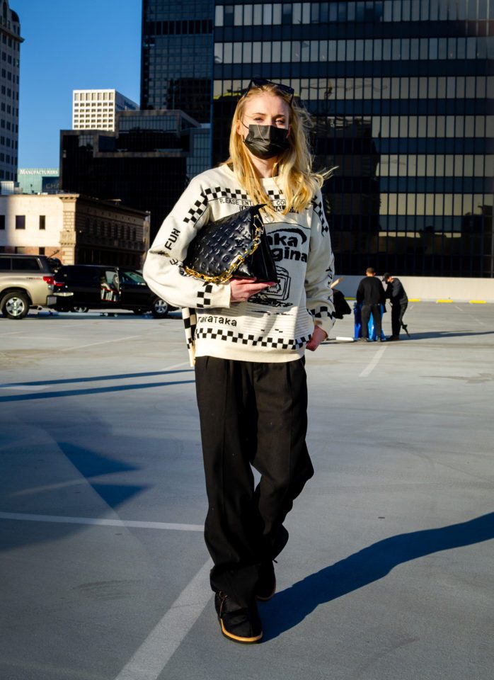 LOS ANGELES, CALIFORNIA - FEBRUARY 20: Actress Sophie Turner seen leaving a filming set on February 20, 2021 in Los Angeles, California. (Photo by John Sciulli/WireImage)